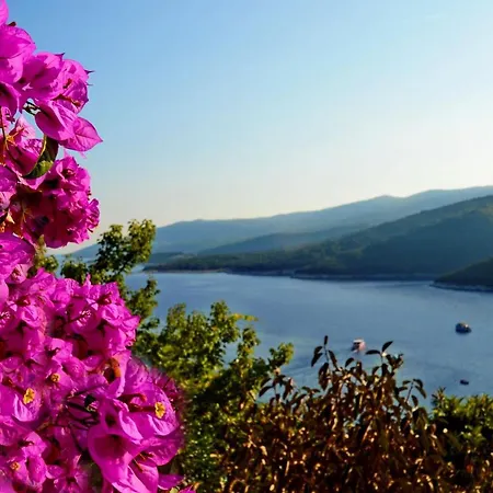 Apartment In Rabac 16742 *