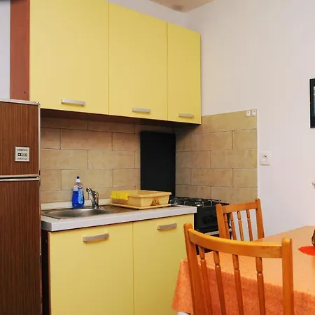 Apartment In Rabac 16742 *
